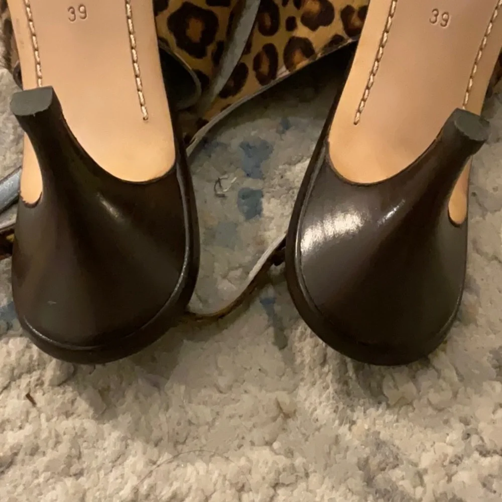 Lambertson Truex Women’s Size 39 Pony Hair Animal Print Slingback Pumps Sandals - Picture 14 of 16